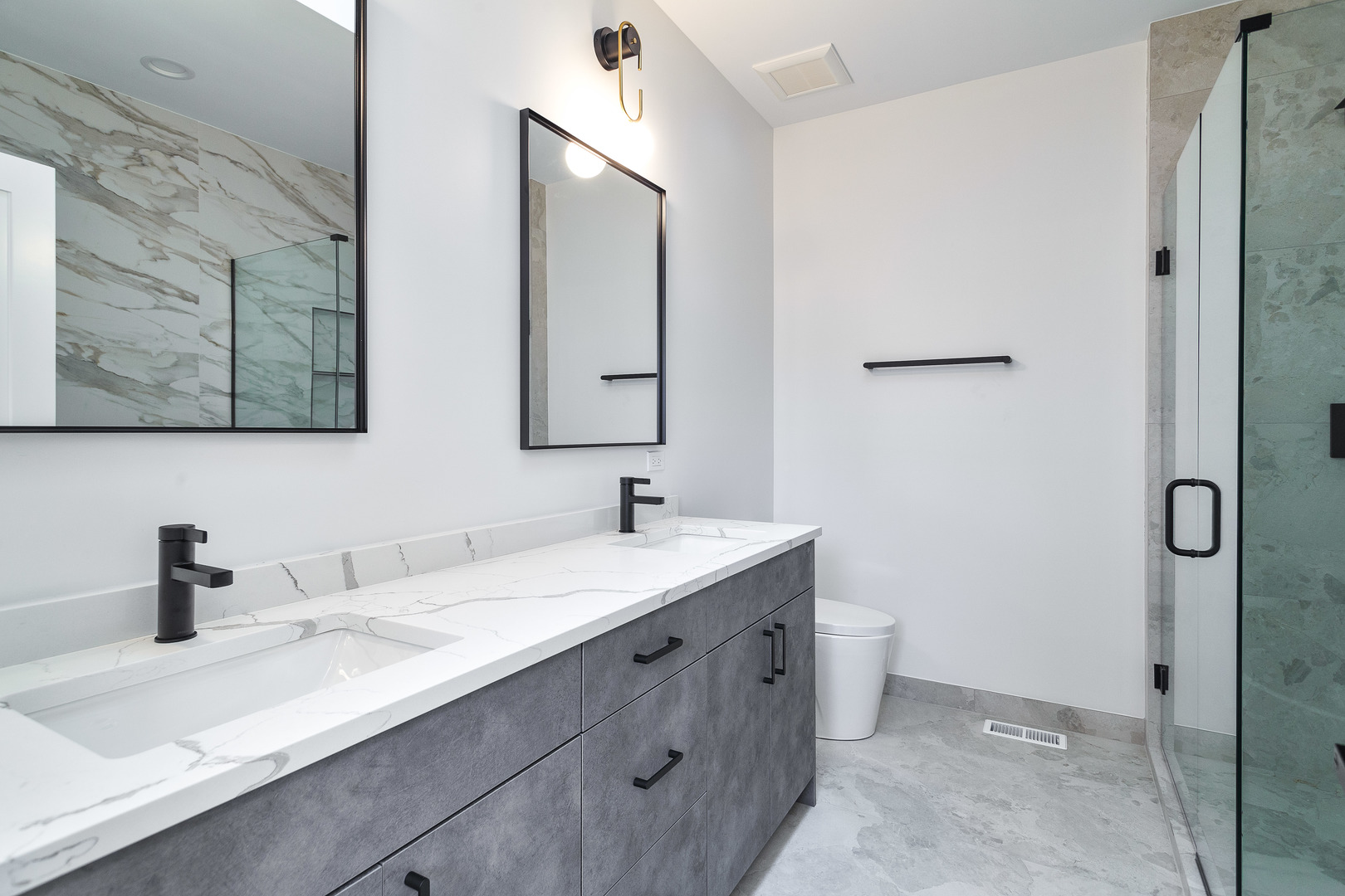 3930 N Nordica Avenue