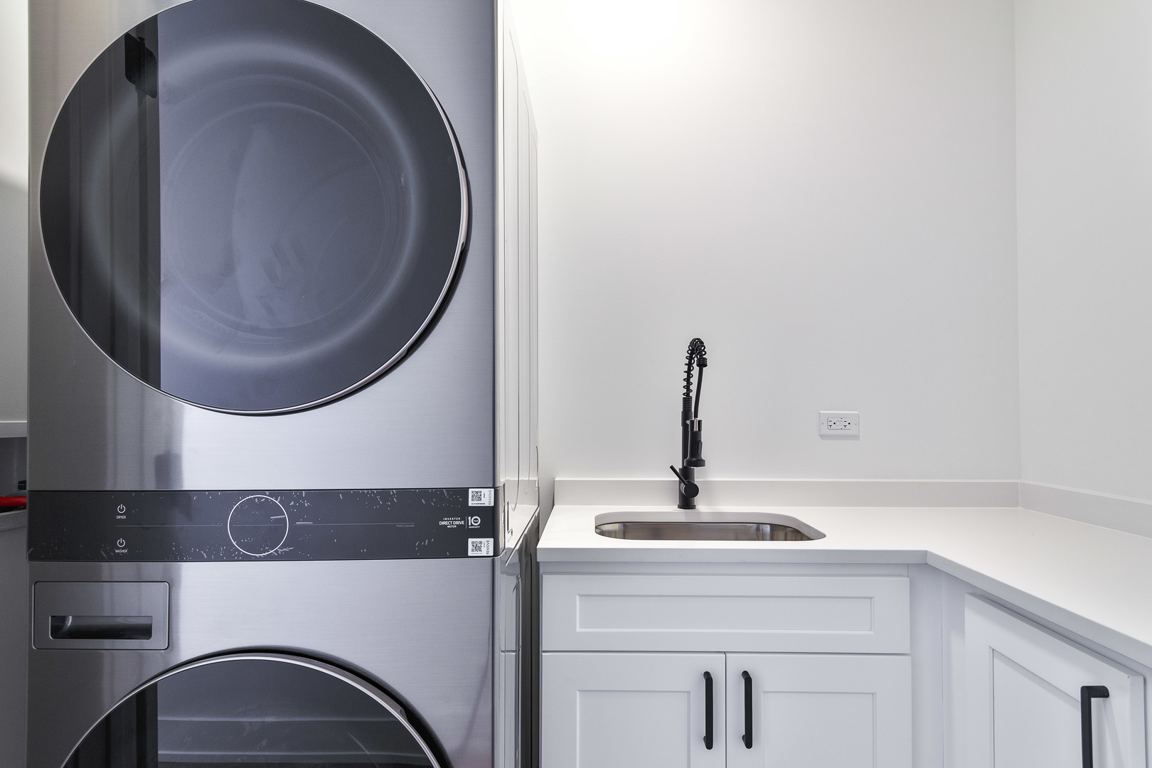 3930 N Nordica Avenue