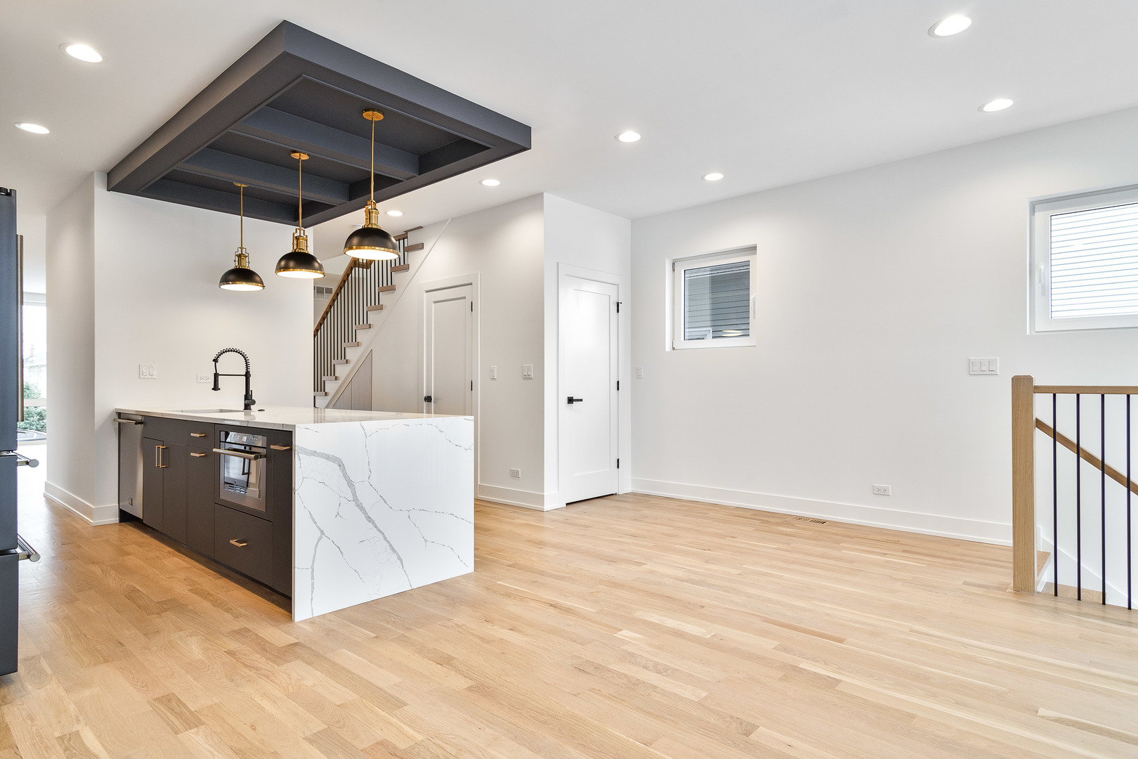 3930 N Nordica Avenue