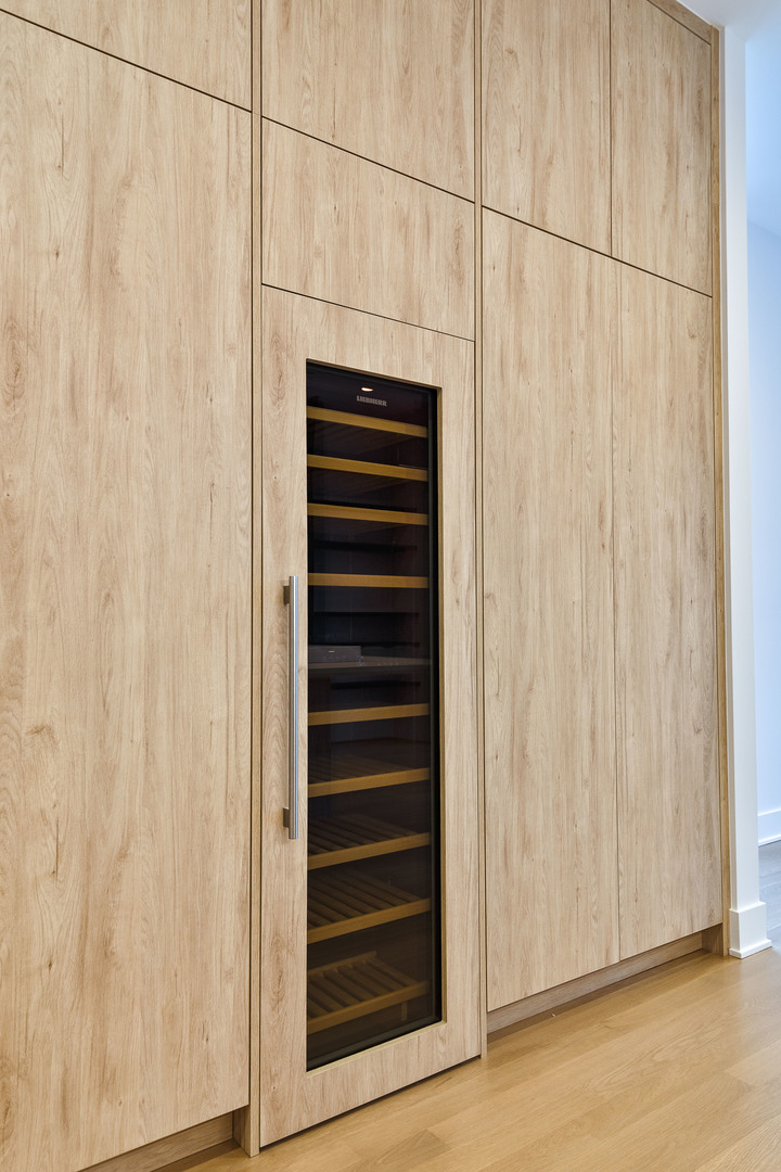 1418 W Warner Avenue