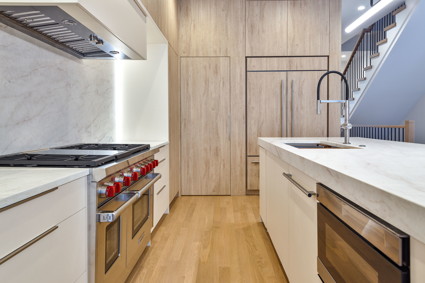 1418 W Warner Avenue