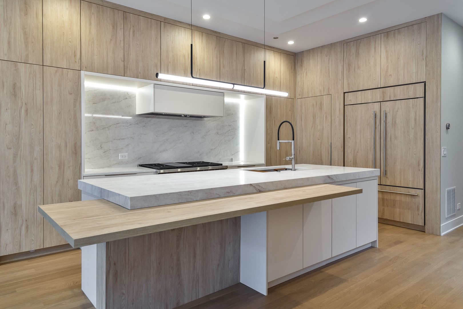 1418 W Warner Avenue