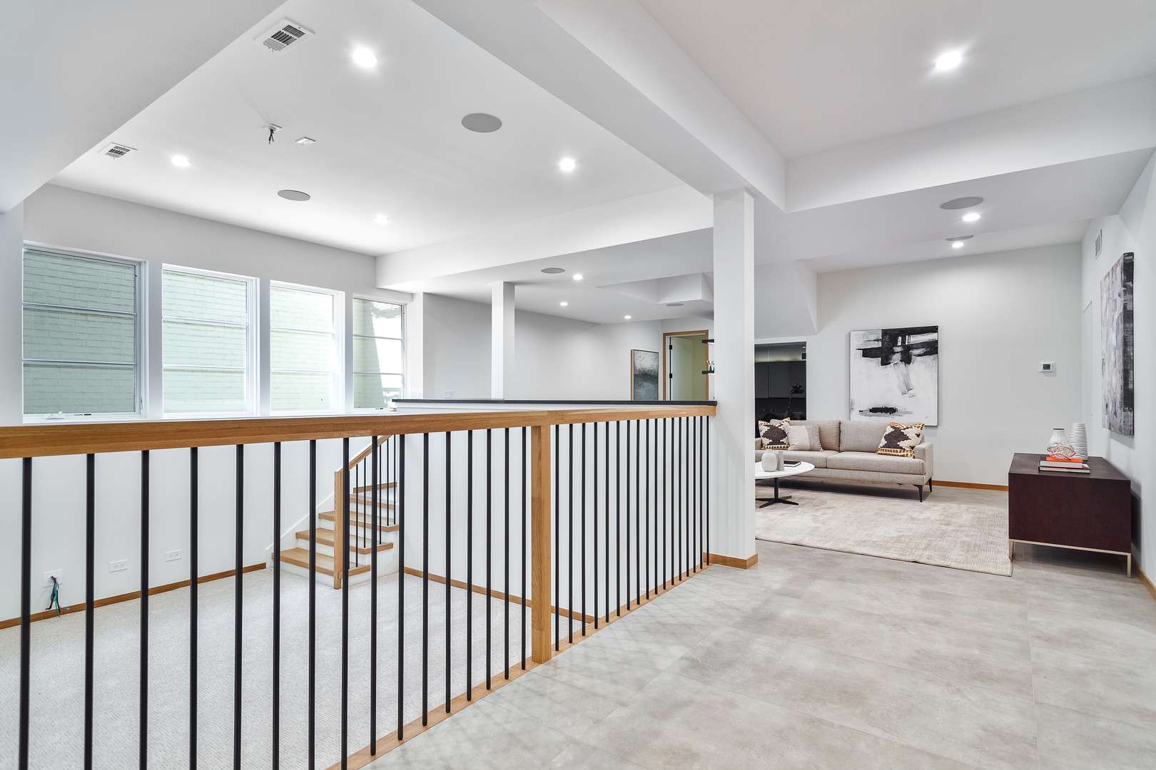 527 Kensington Court