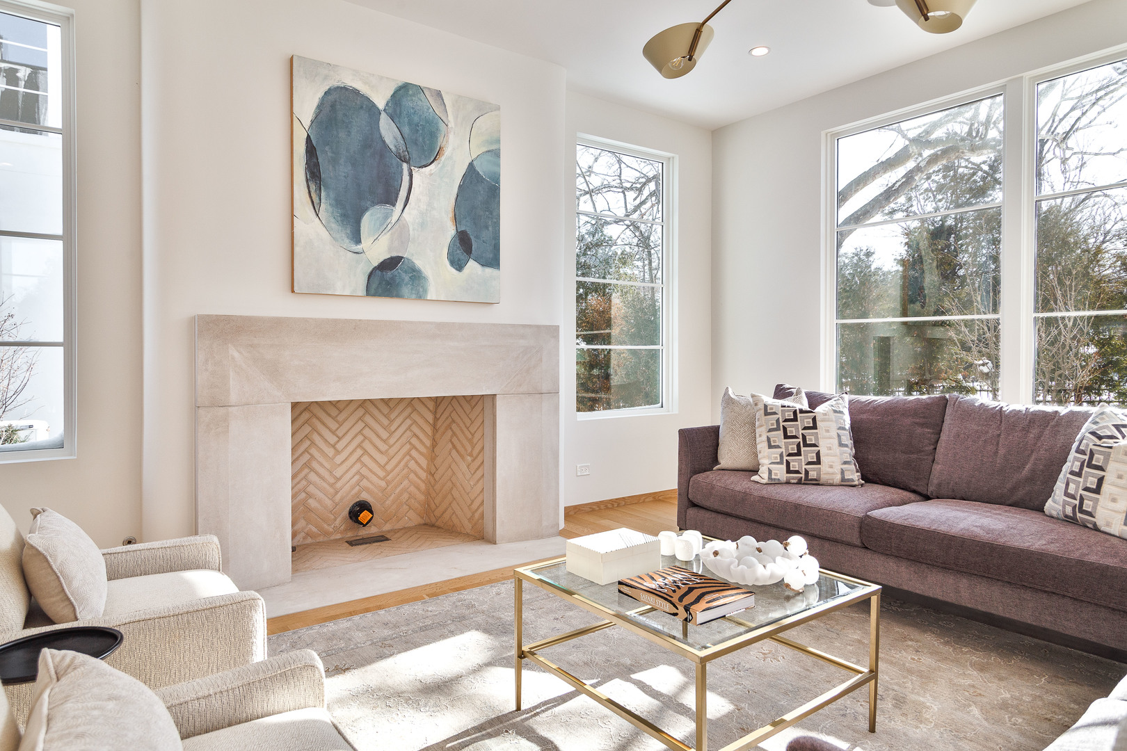 527 Kensington Court