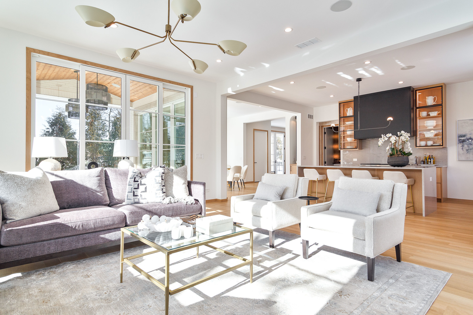 527 Kensington Court