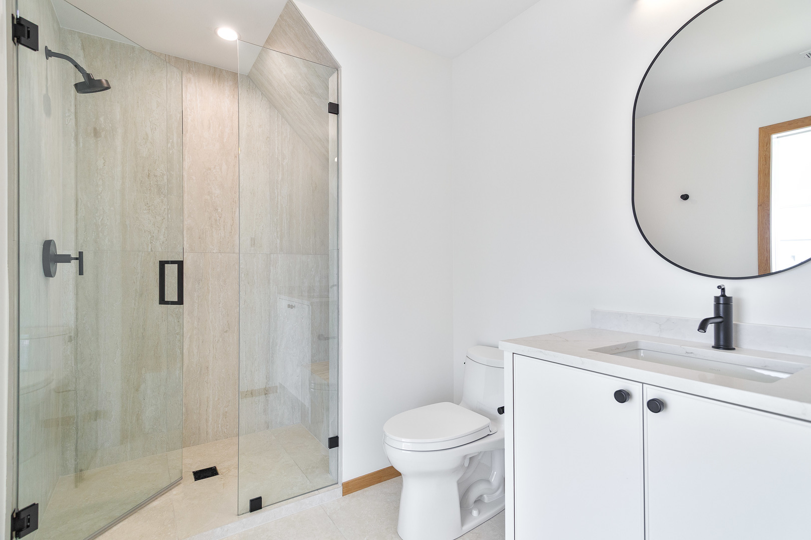 527 Kensington Court