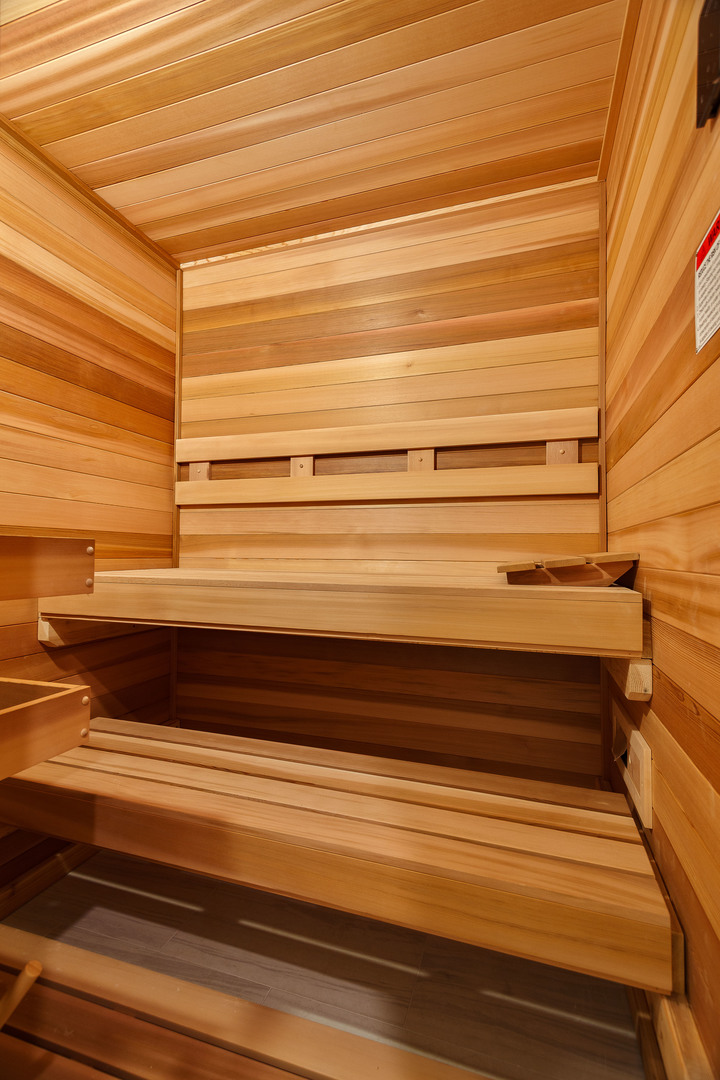 533 Kensington Court