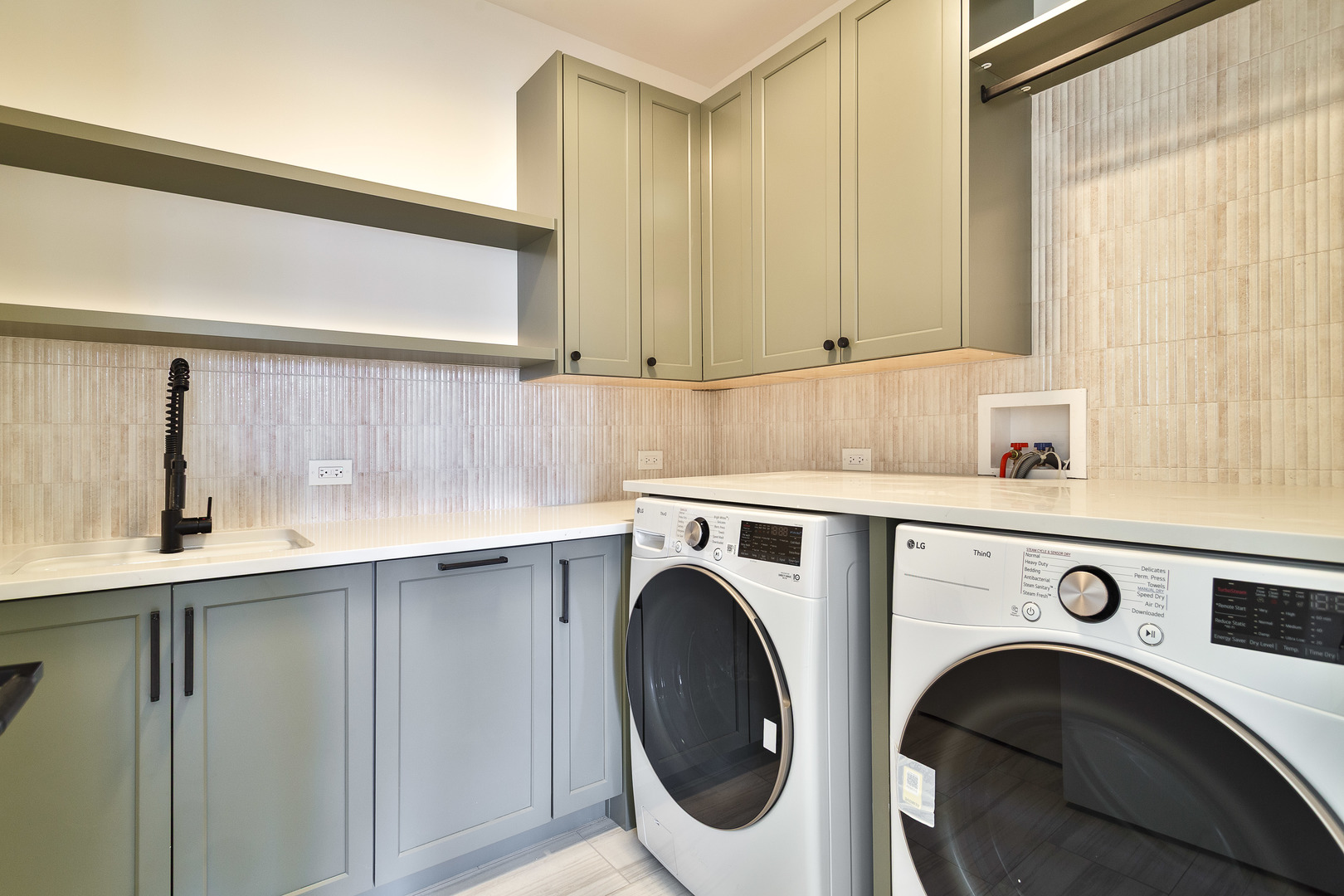 533 Kensington Court