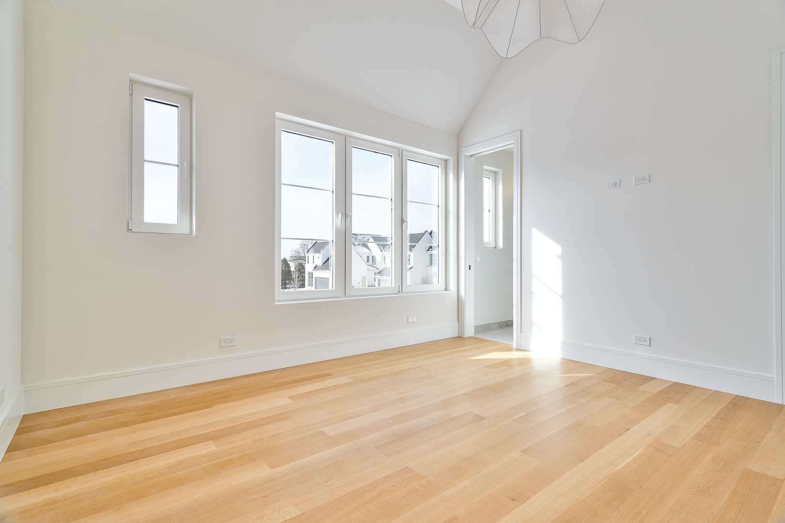 533 Kensington Court