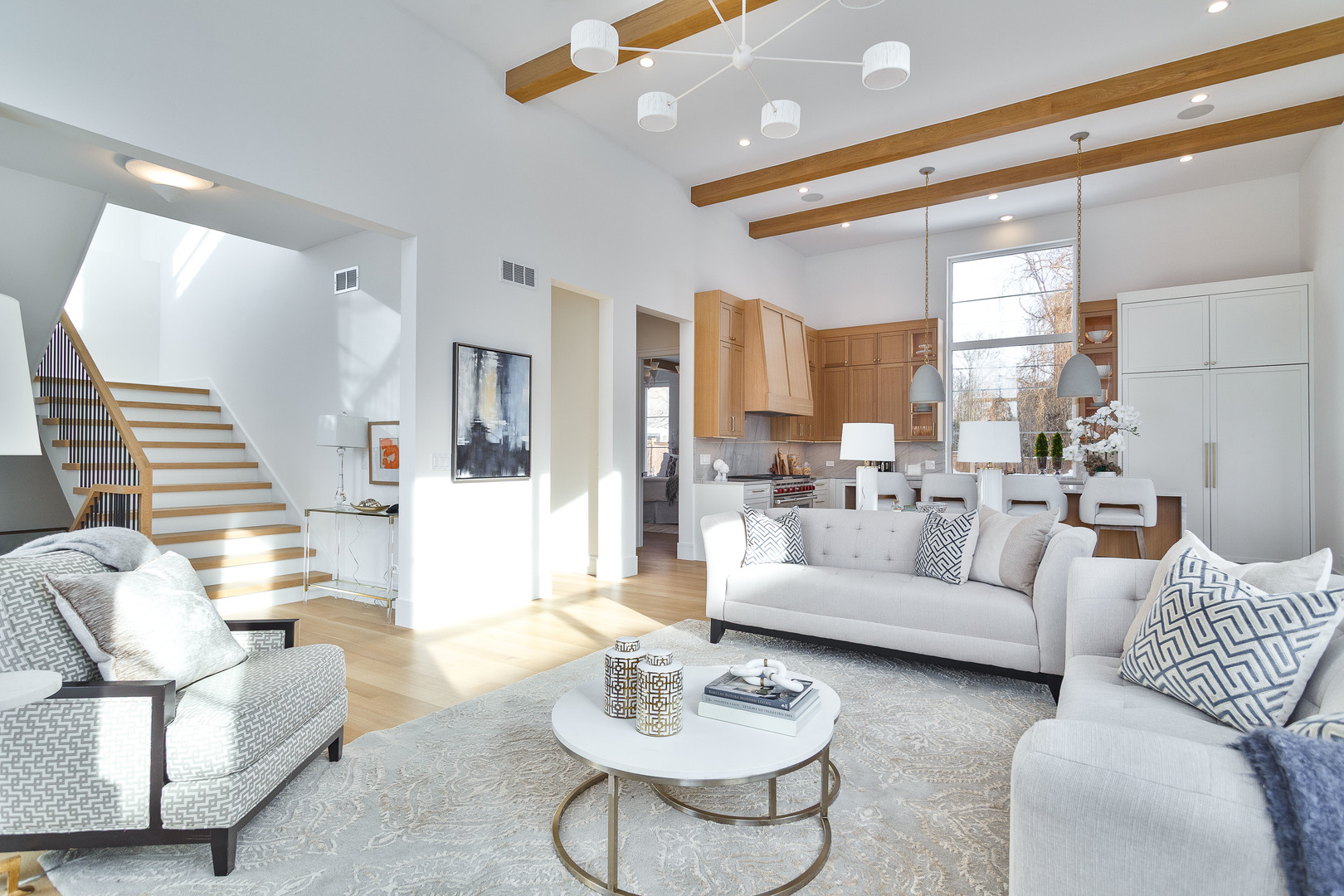 533 Kensington Court