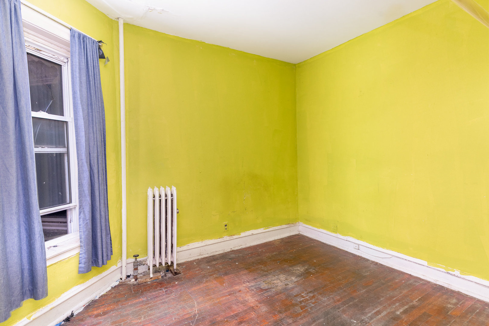 5239 S Ingleside Avenue