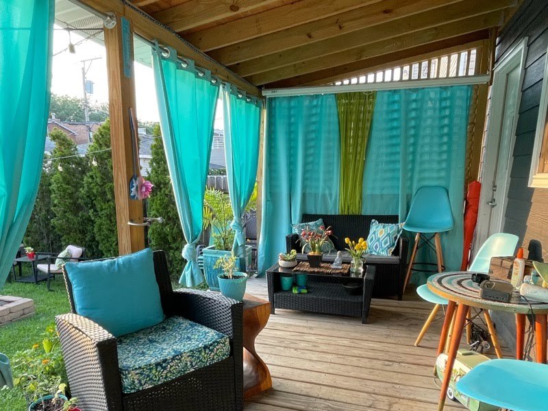 3404 N Albany Avenue