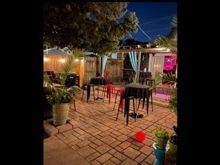 3404 N Albany Avenue