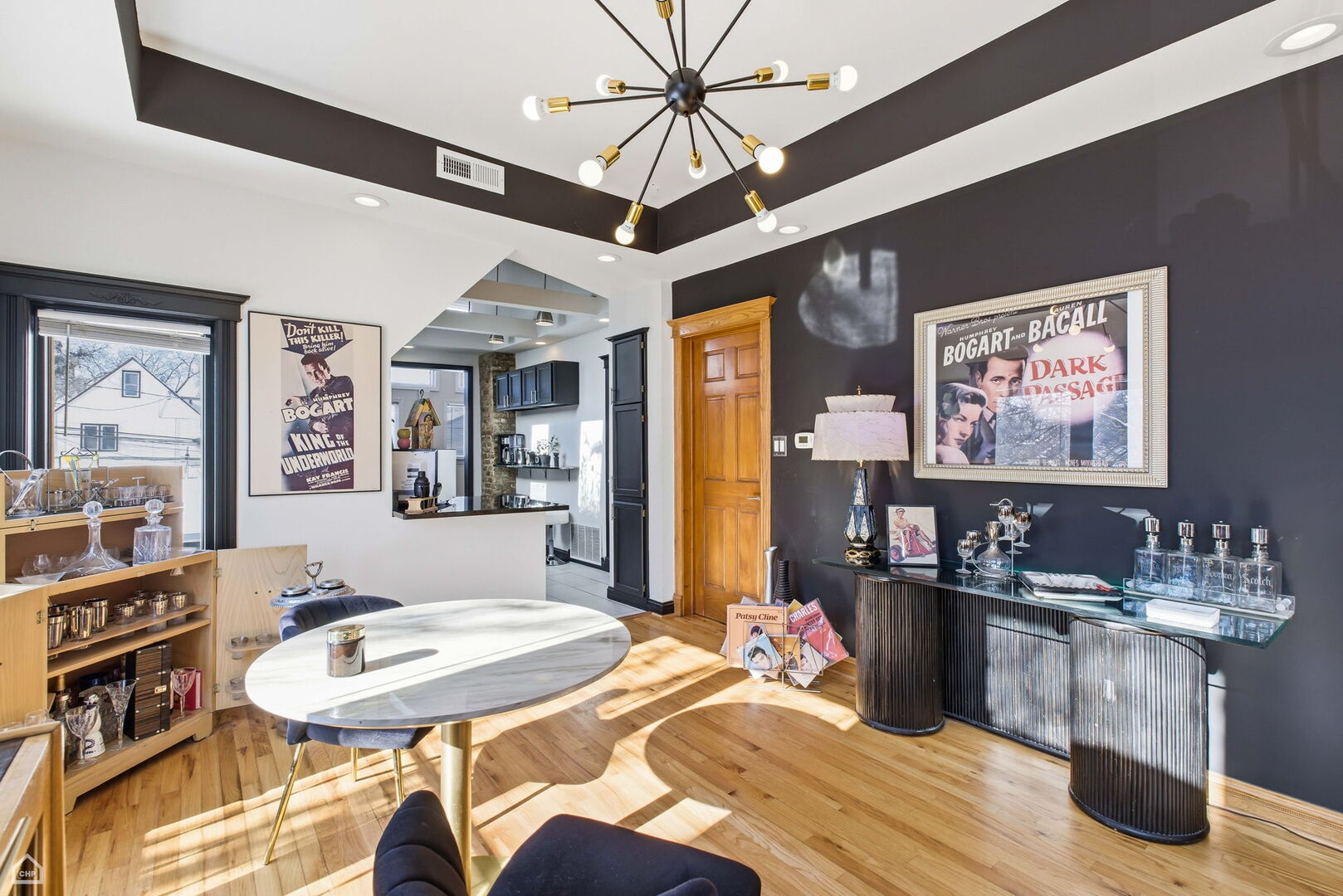 3404 N Albany Avenue