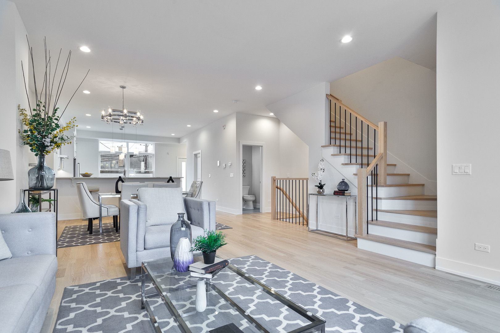 3504 N Central Avenue