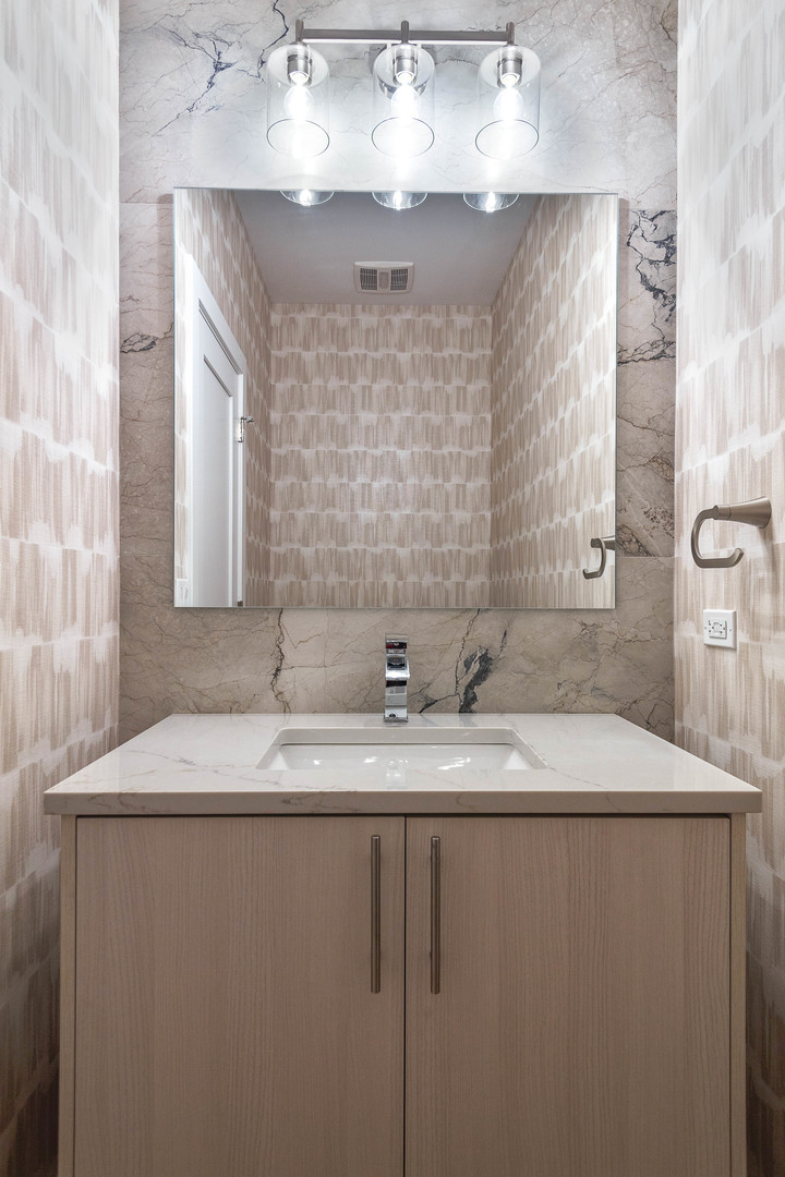 3013 N Normandy Avenue