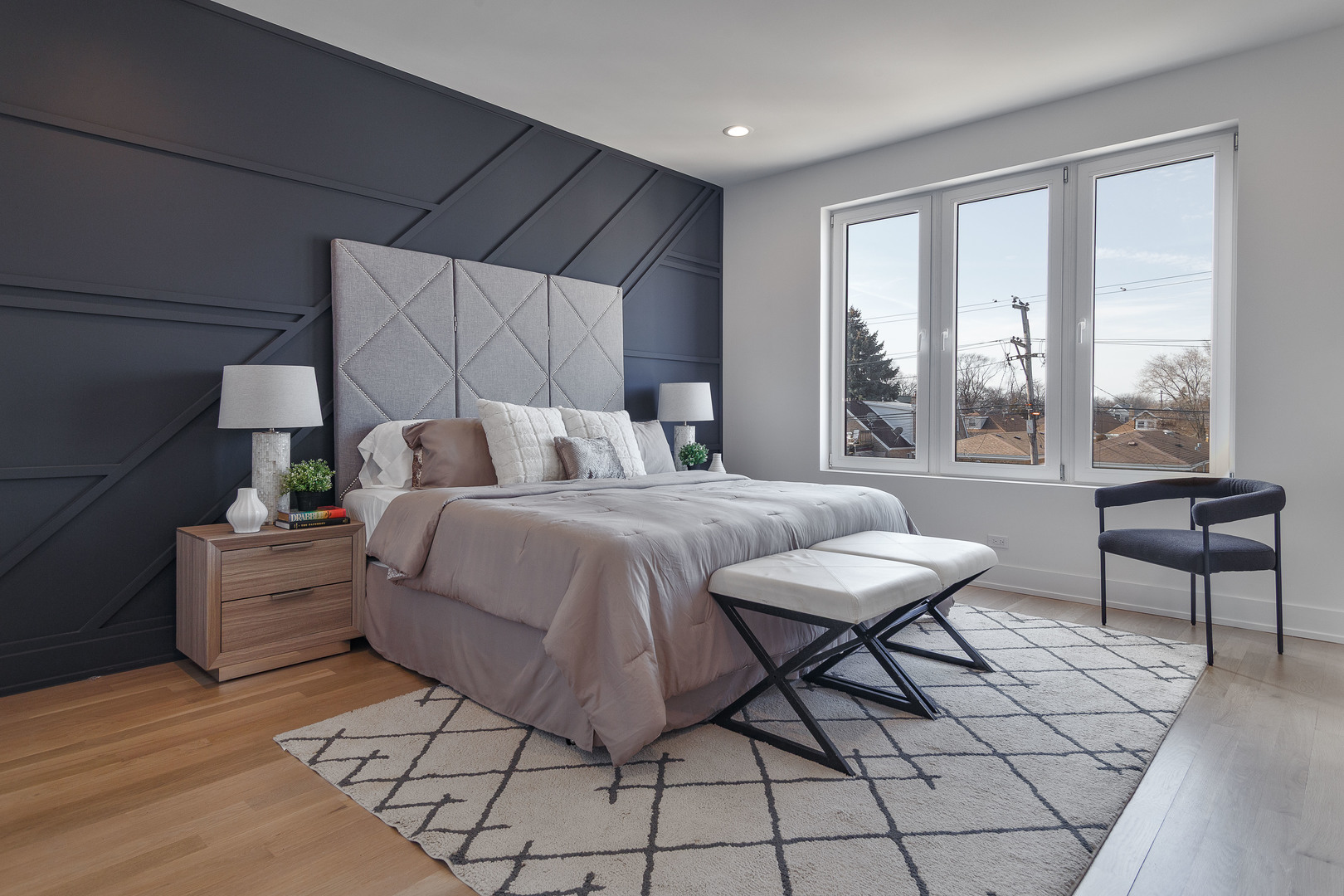 3930 N Nordica Avenue