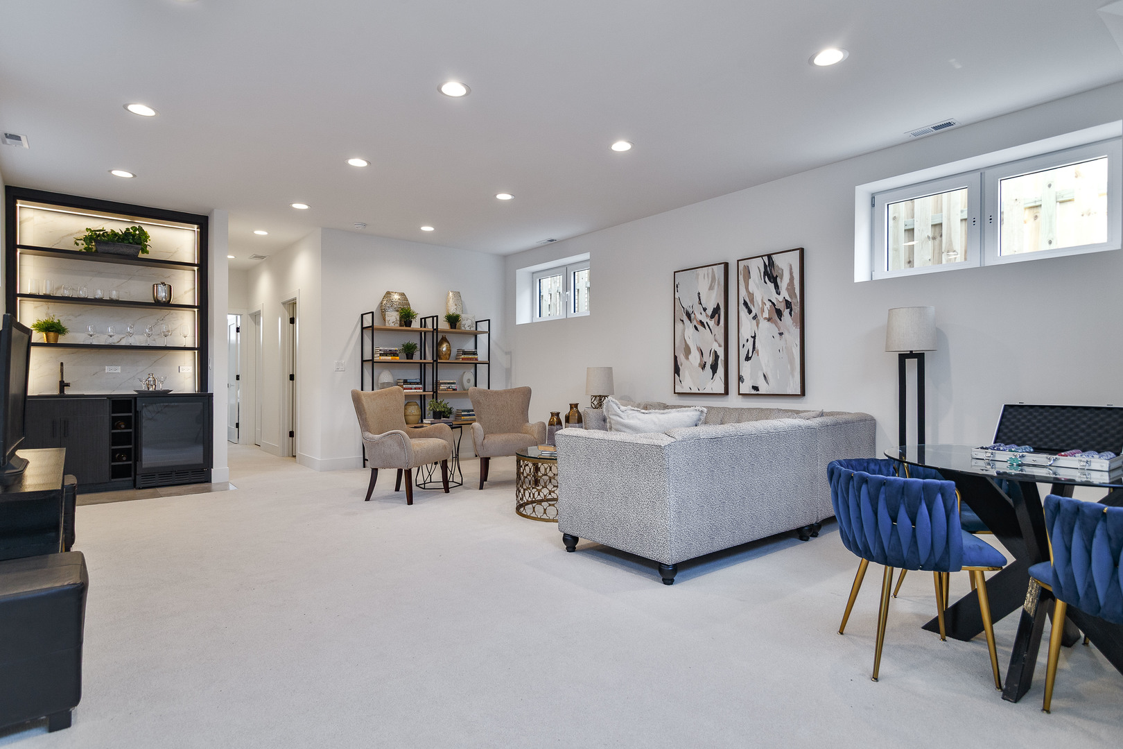 3930 N Nordica Avenue