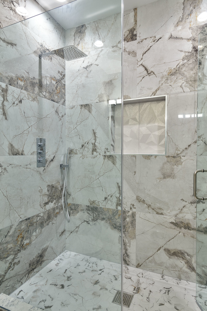 4938 W Medill Avenue