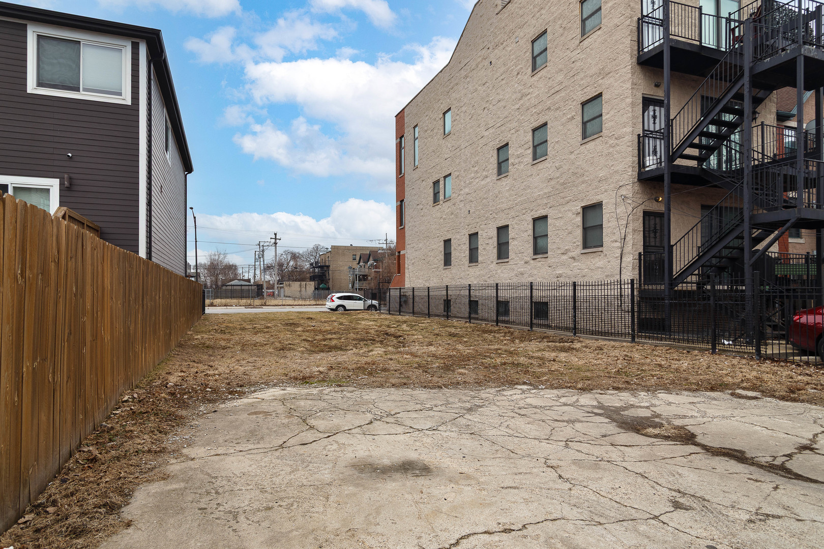 614 E 43rd Street