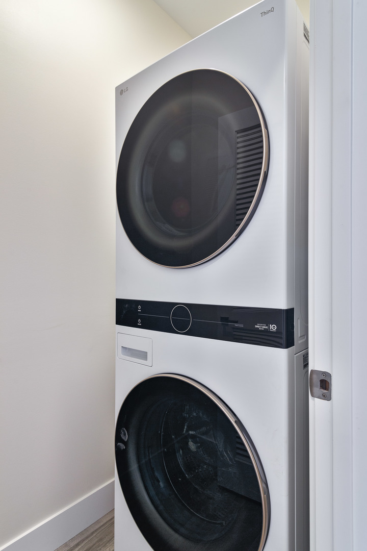 3013 N Normandy Avenue