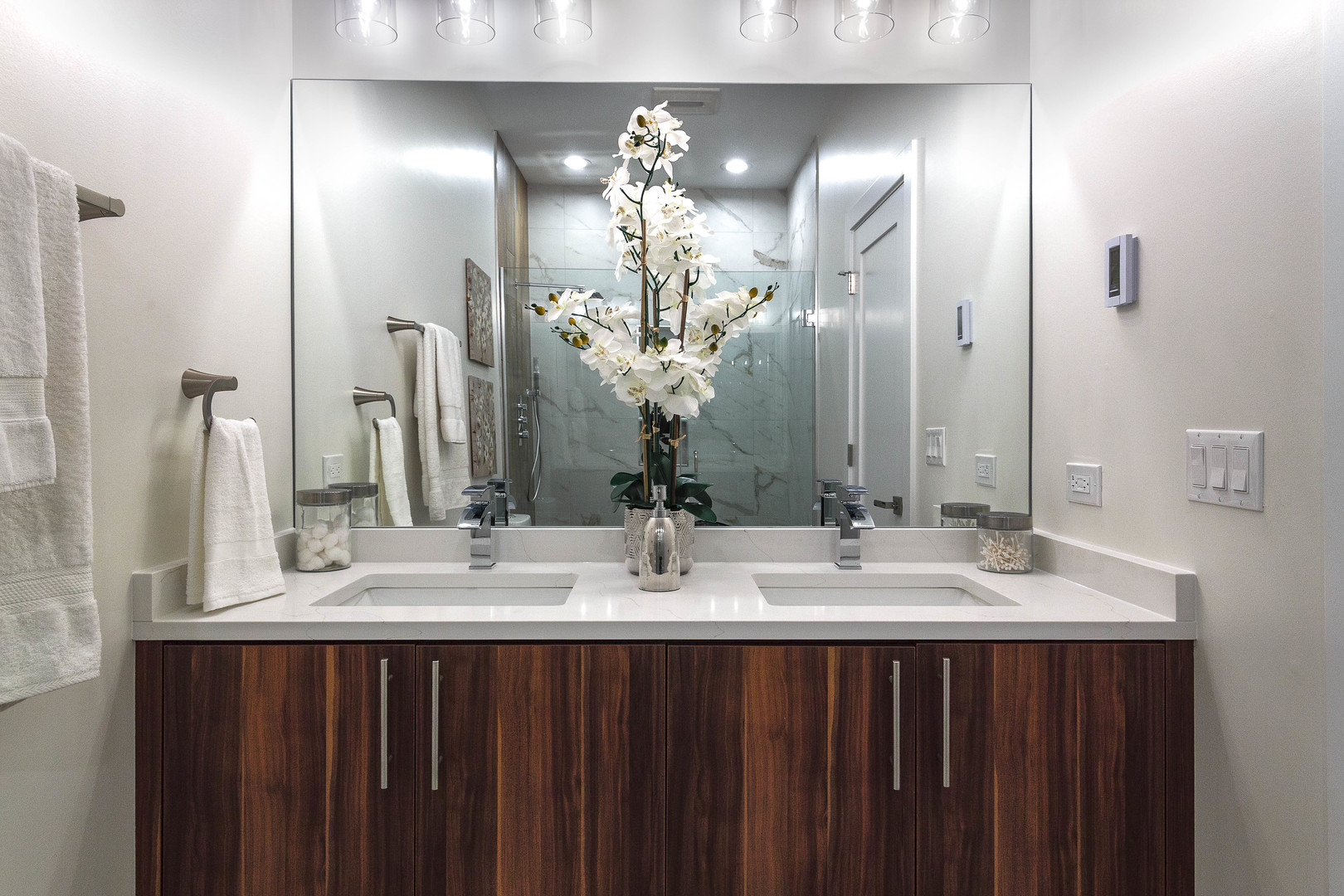 3013 N Normandy Avenue