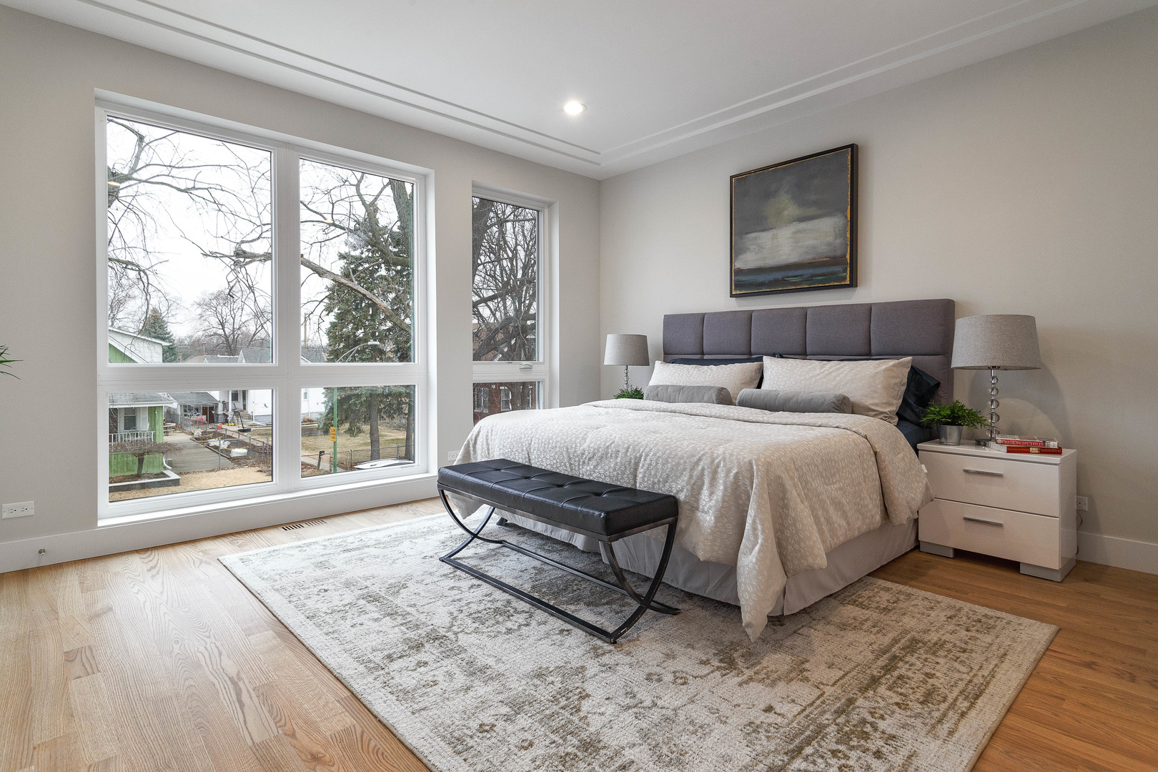 3013 N Normandy Avenue