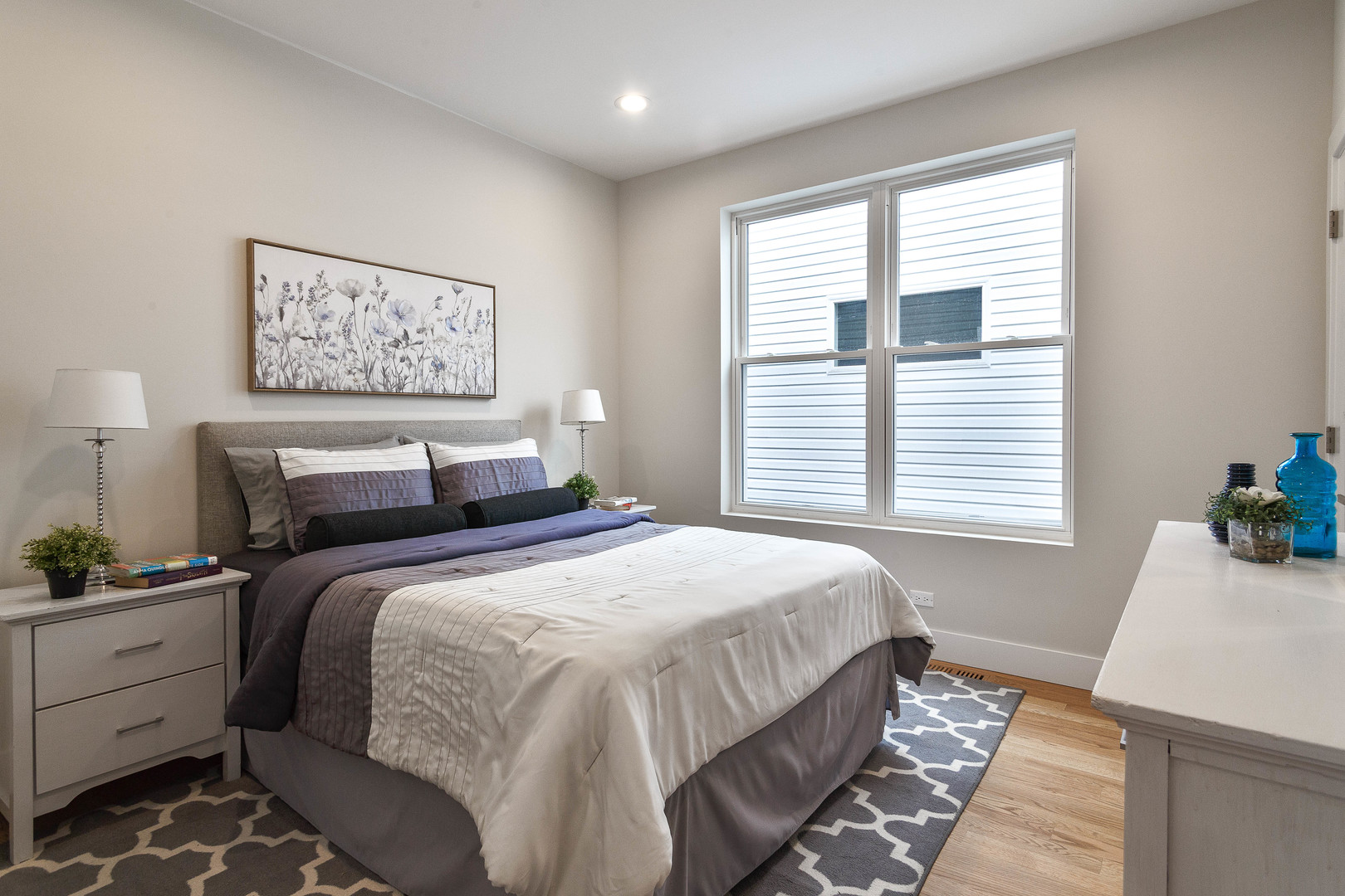 3013 N Normandy Avenue