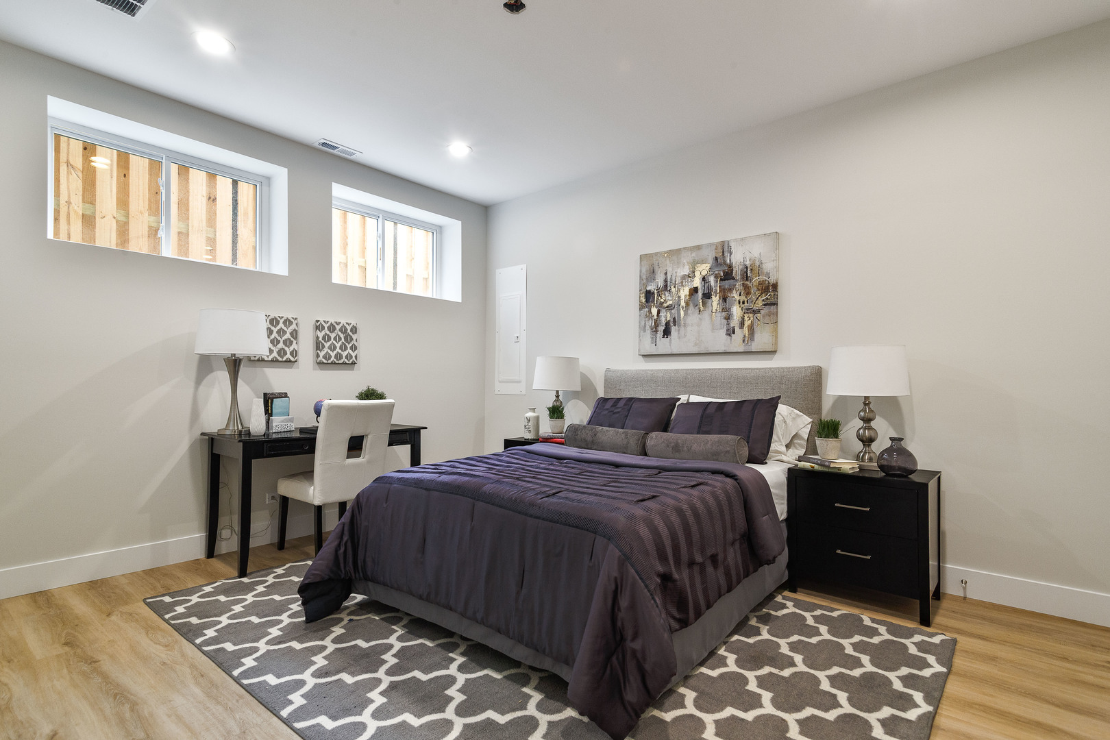 3013 N Normandy Avenue