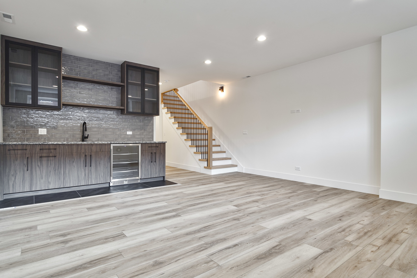 3404 W Evergreen Avenue