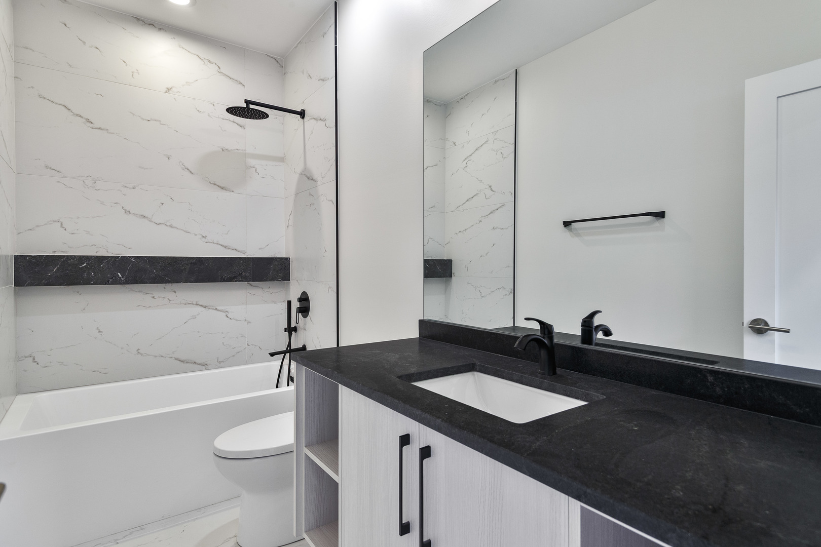 3404 W Evergreen Avenue