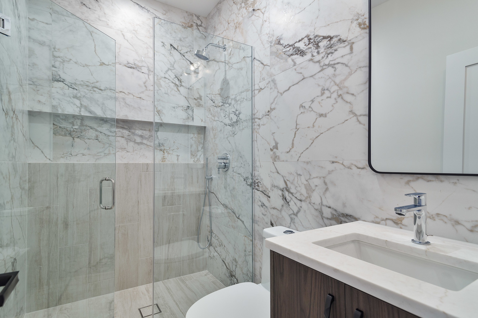 4527 N Keystone Avenue