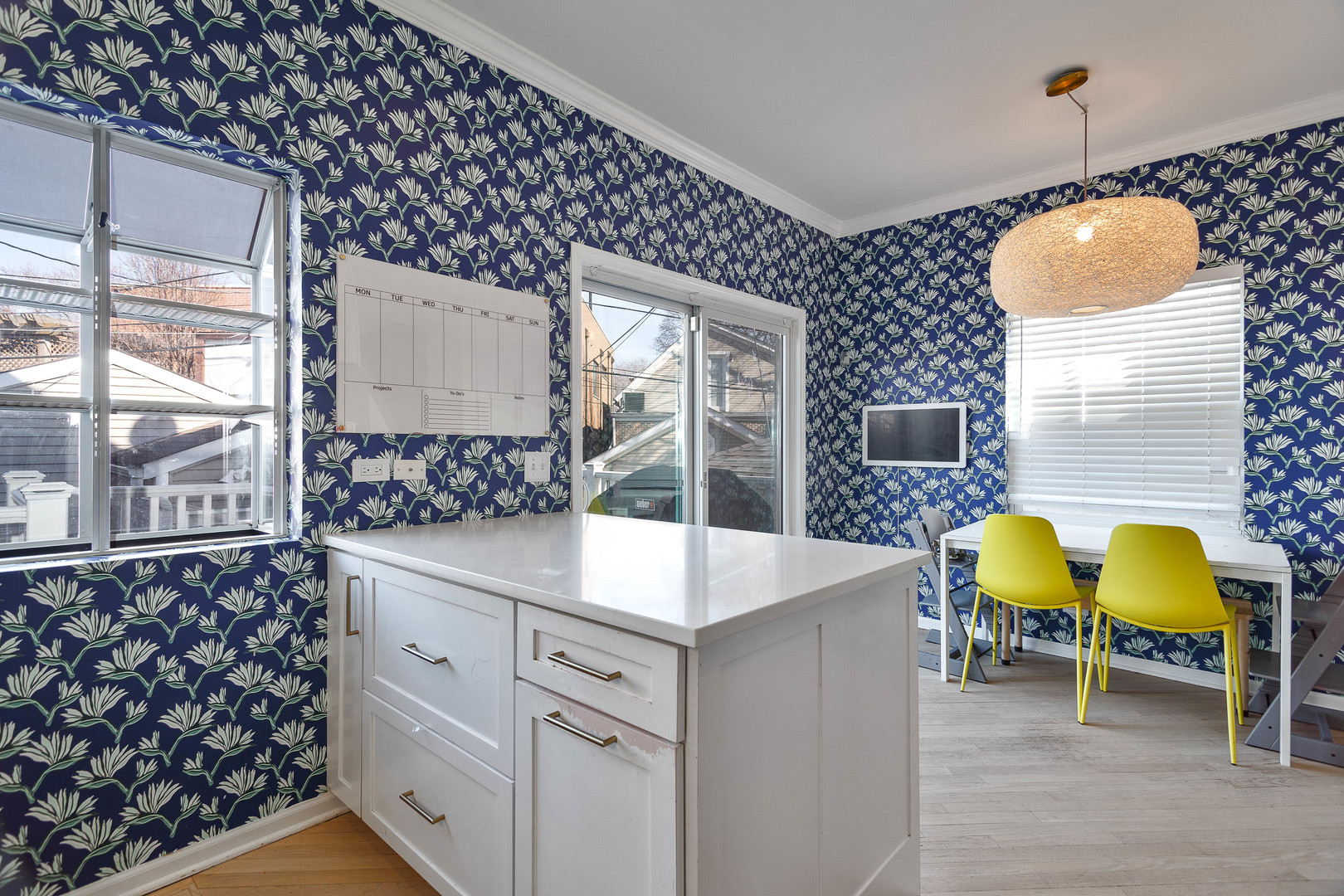 1825 N Wilmot Avenue