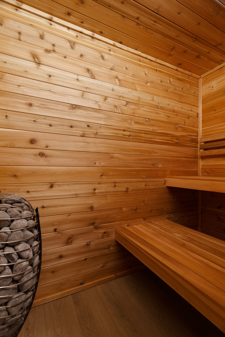 2042 W Berteau Avenue