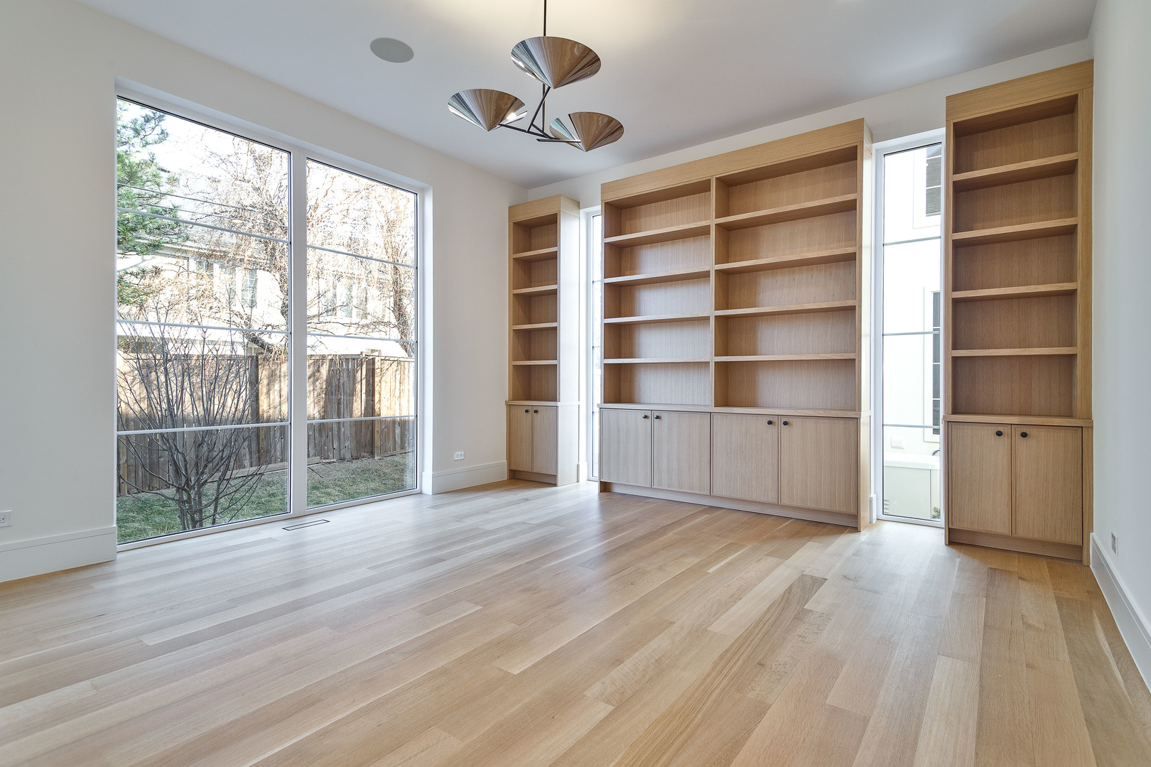 535 Kensington Court