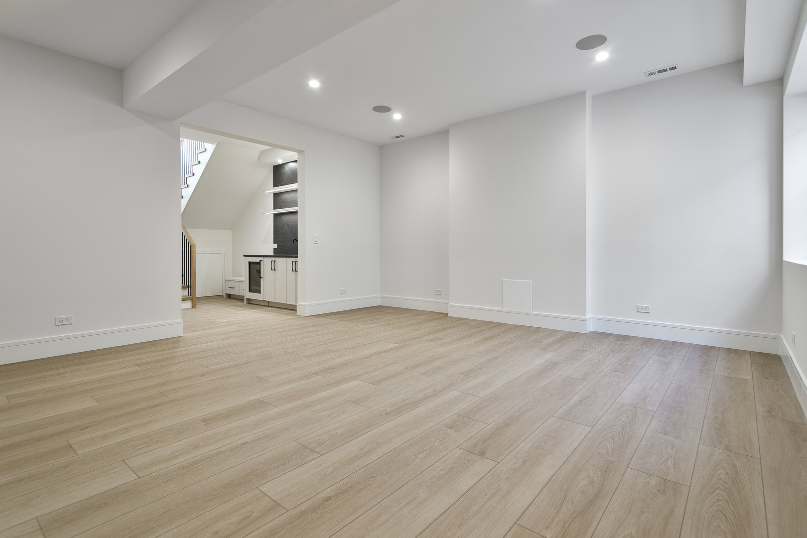 535 Kensington Court