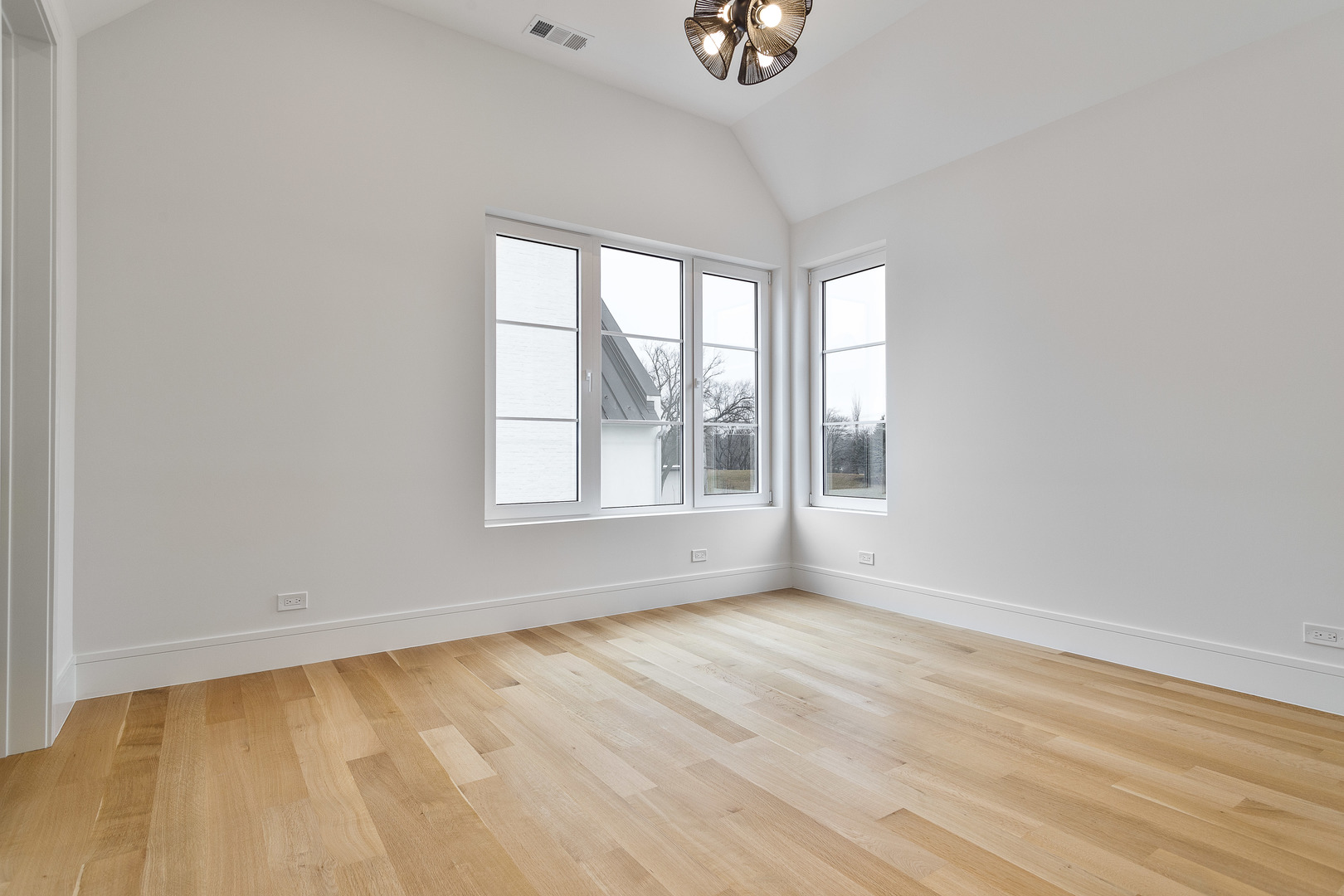 539 Kensington Court