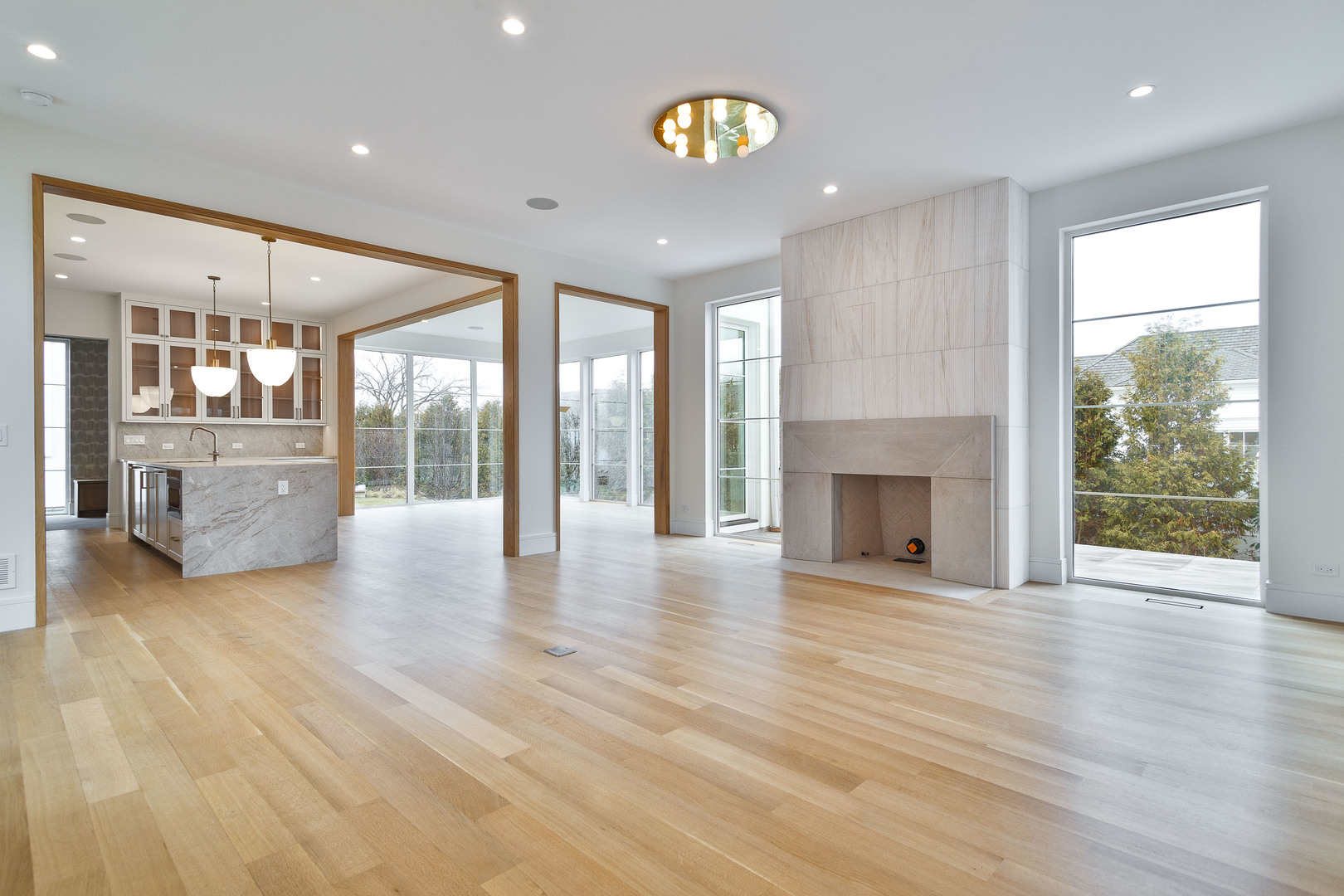 537 Kensington Court