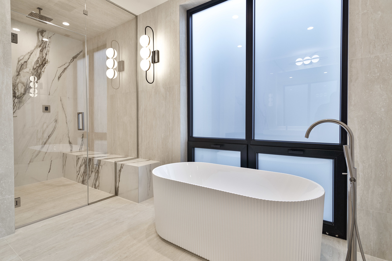 1418 W Warner Avenue