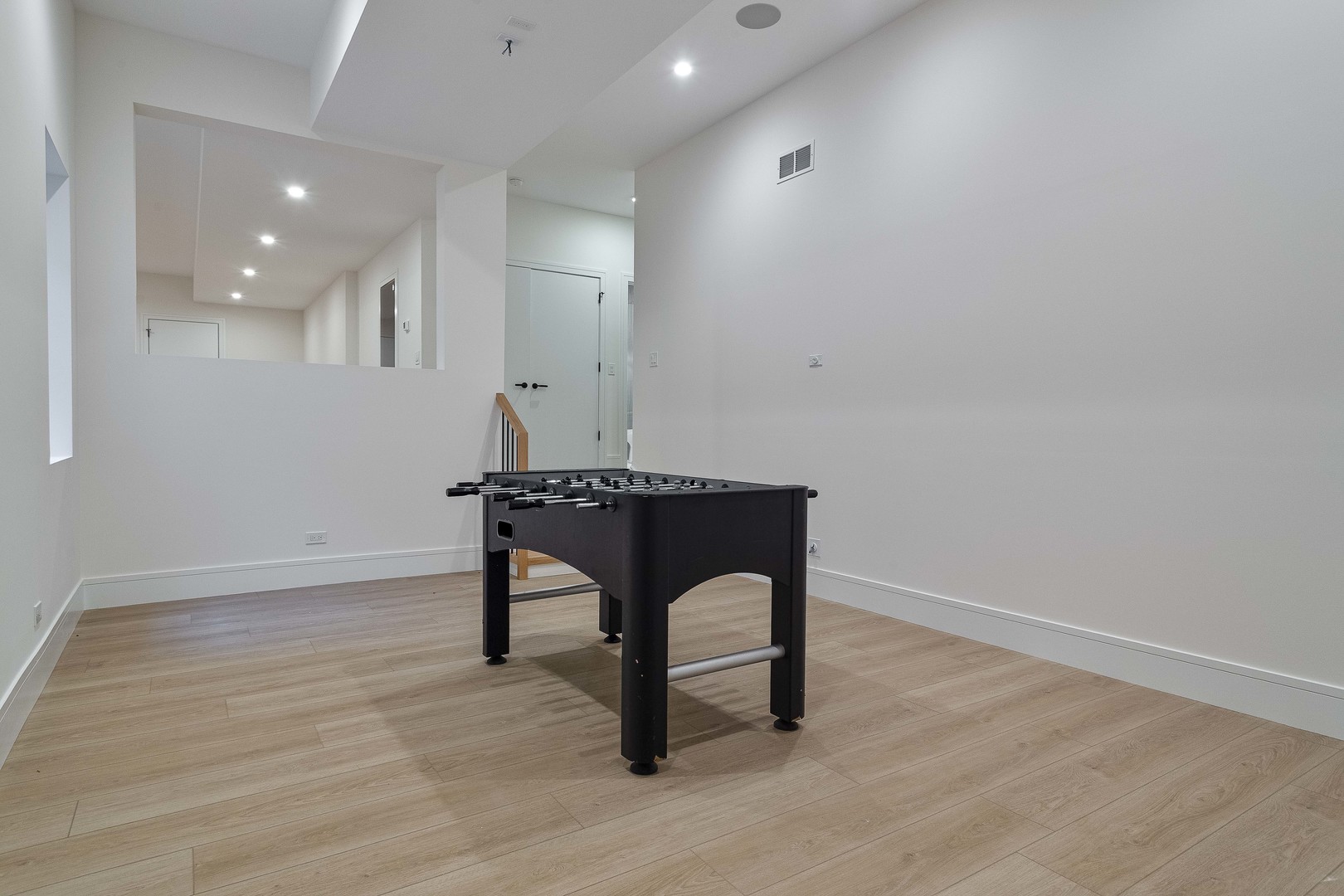 535 Kensington Court