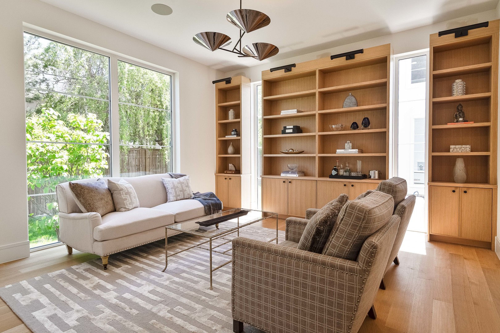 535 Kensington Court