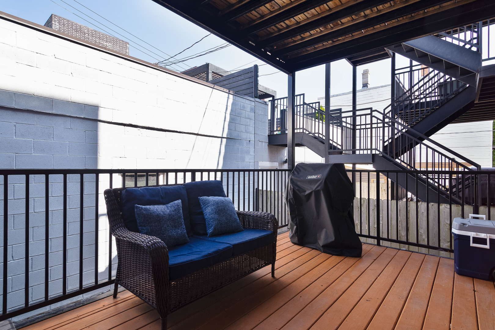 1639 N Artesian Avenue Unit: 1S