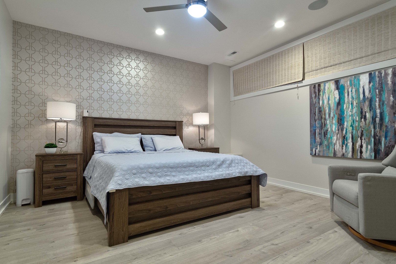 1639 N Artesian Avenue Unit: 1S