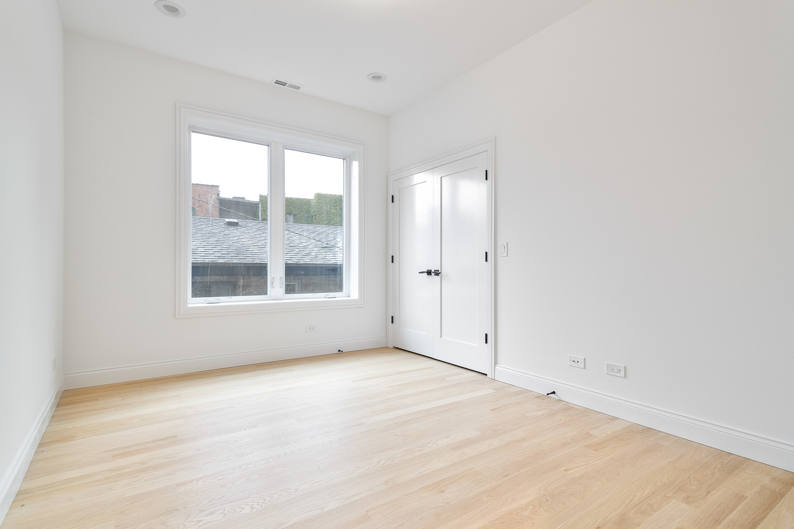 5446 S Kimbark Avenue Unit: 2