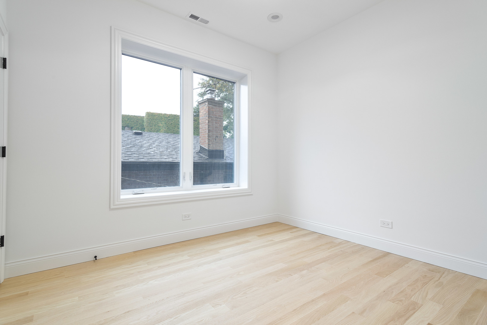 5446 S Kimbark Avenue Unit: 2