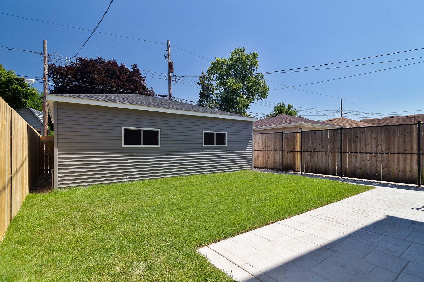 5355 N Melvina Avenue