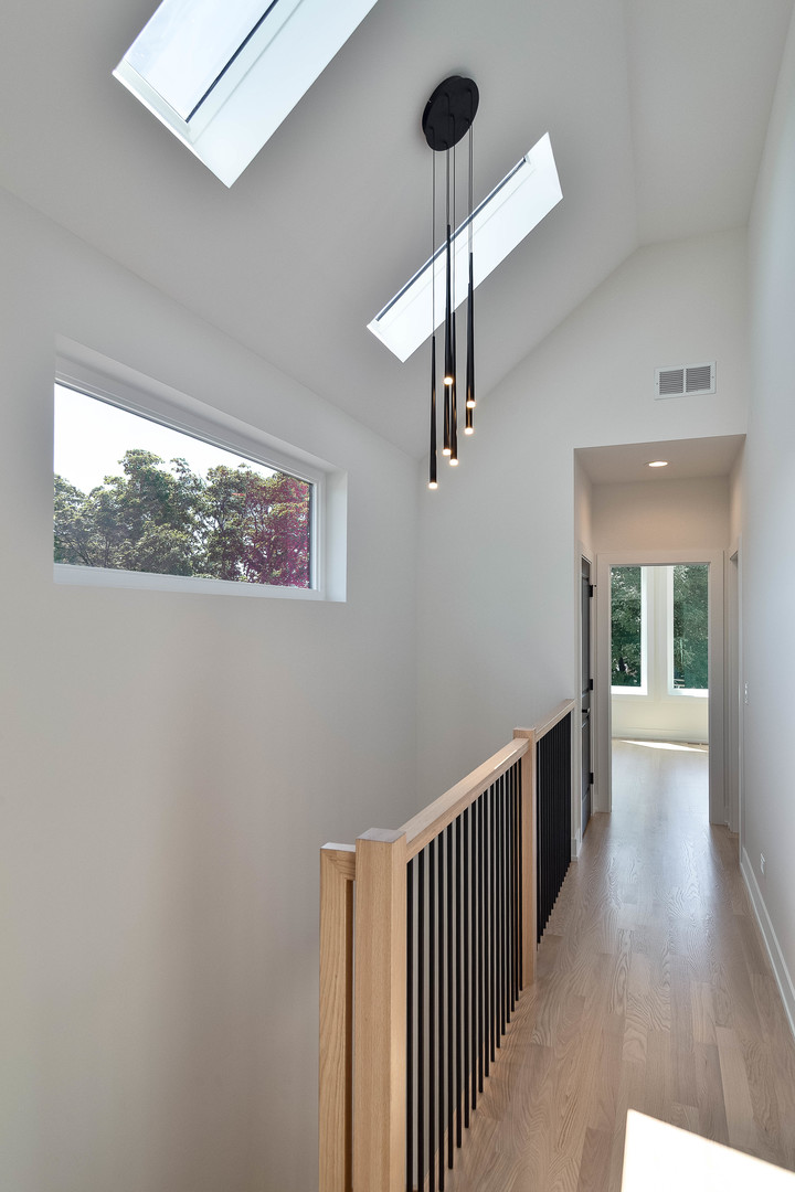 5355 N Melvina Avenue