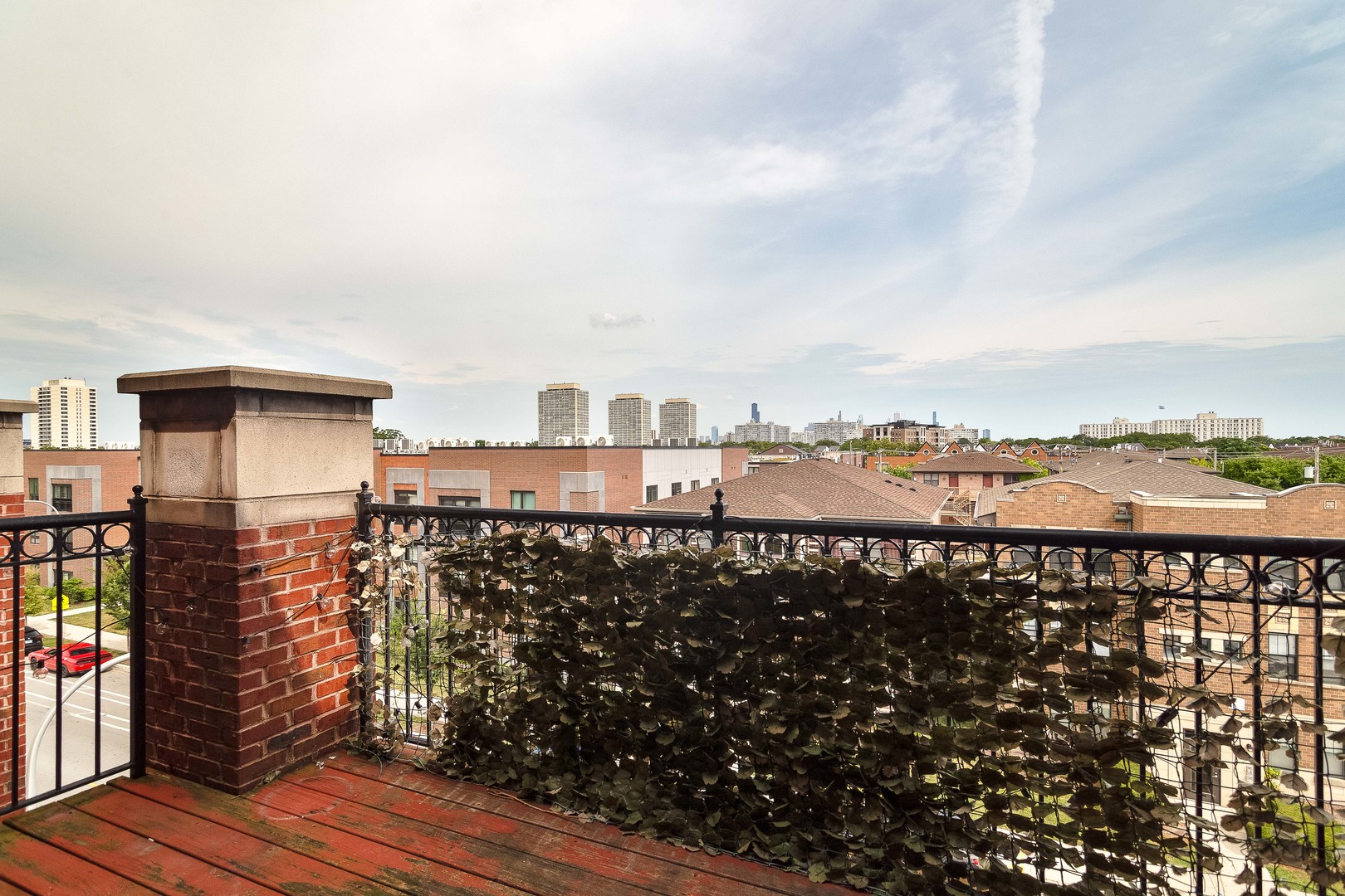641 E Pershing Avenue Unit: 301