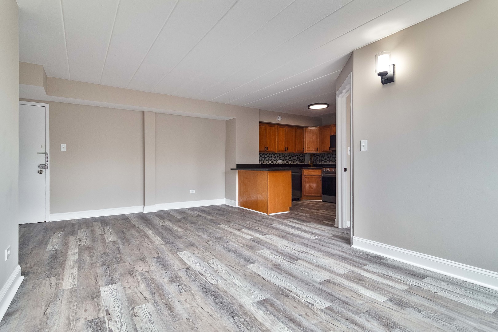 2115 W Farwell Avenue Unit: 511
