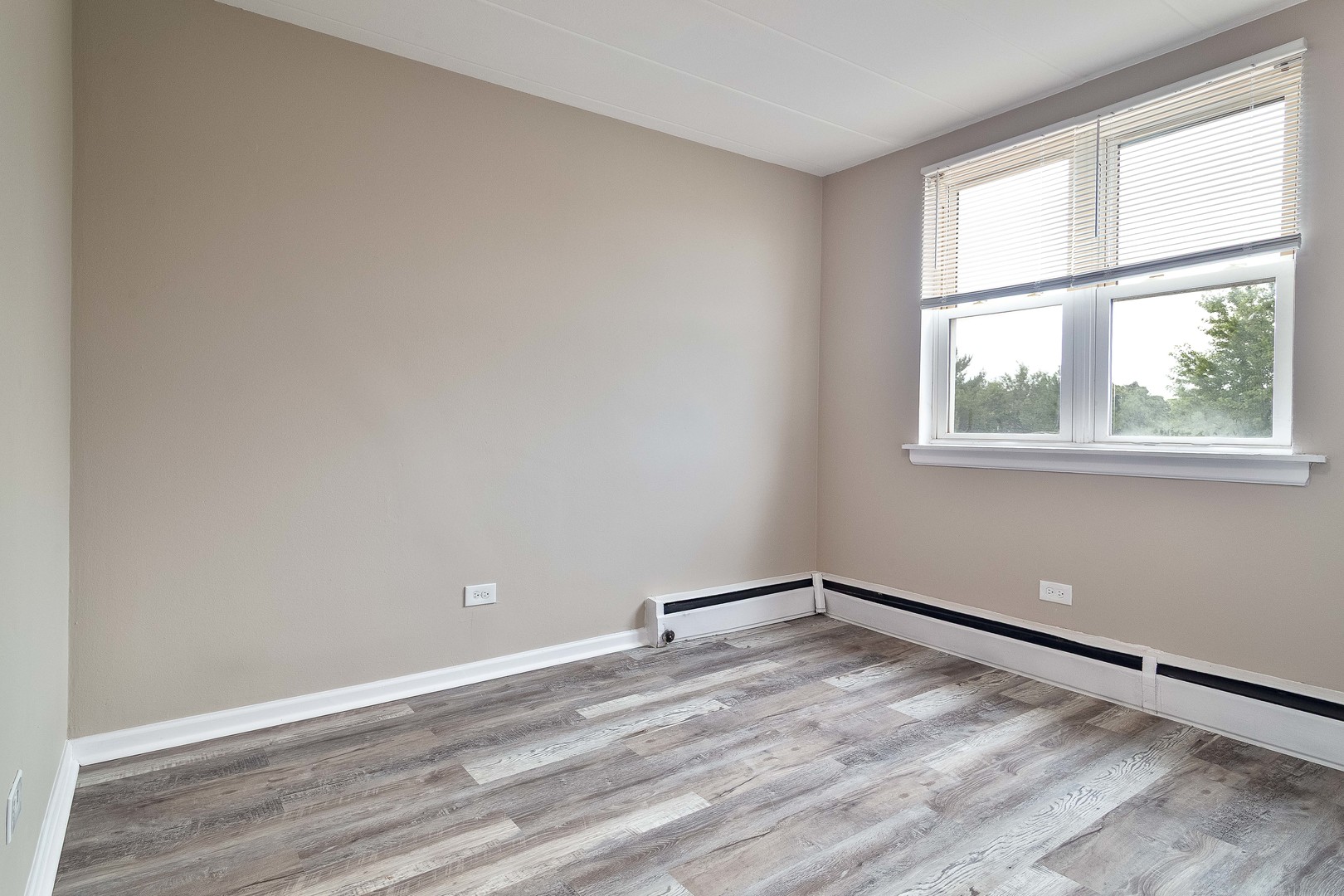 2115 W Farwell Avenue Unit: 511
